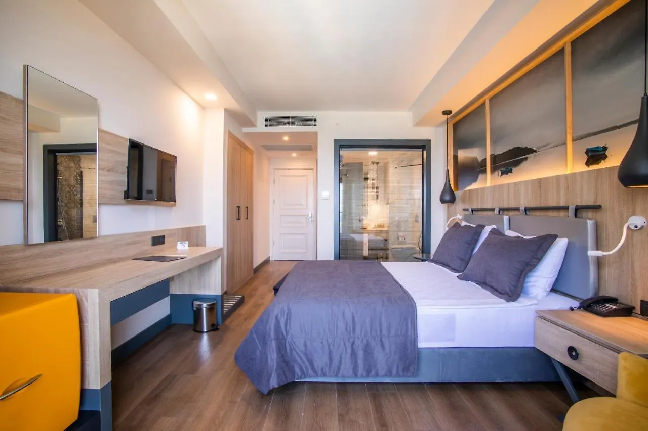 ****  Maia Luxury Beach Hotel & Spa Гюзельчамли Турция